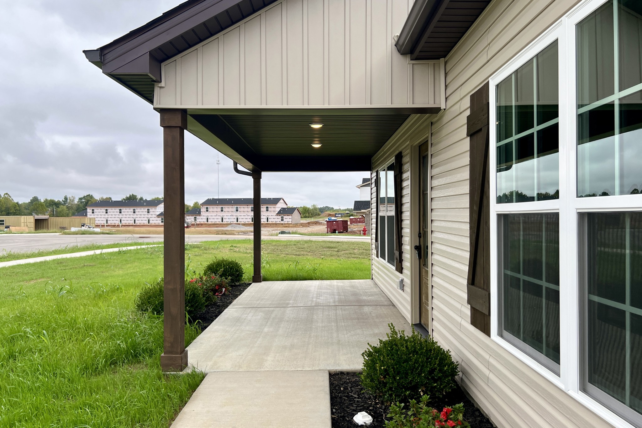 1101 Brook Court Property Photo 18