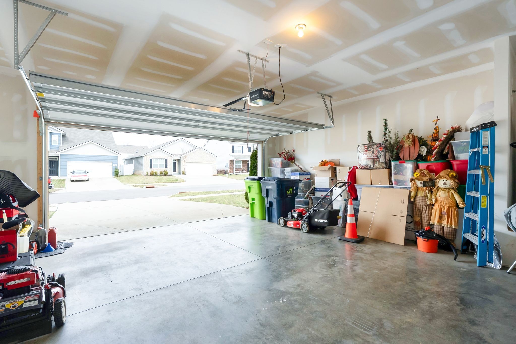 4043 Beach Way Property Photo 36