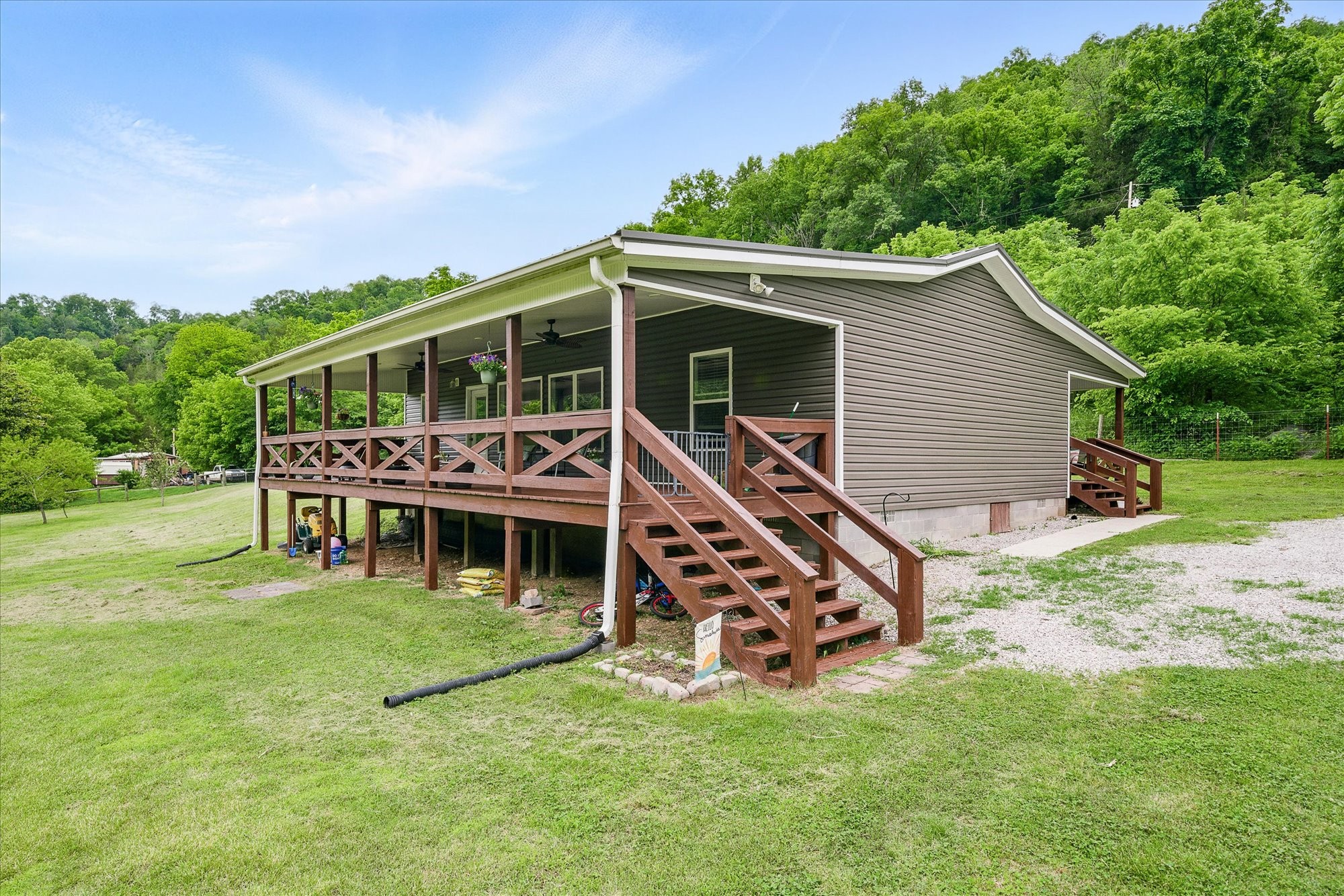 3569 Dry Mill Creek Rd Property Photo 1