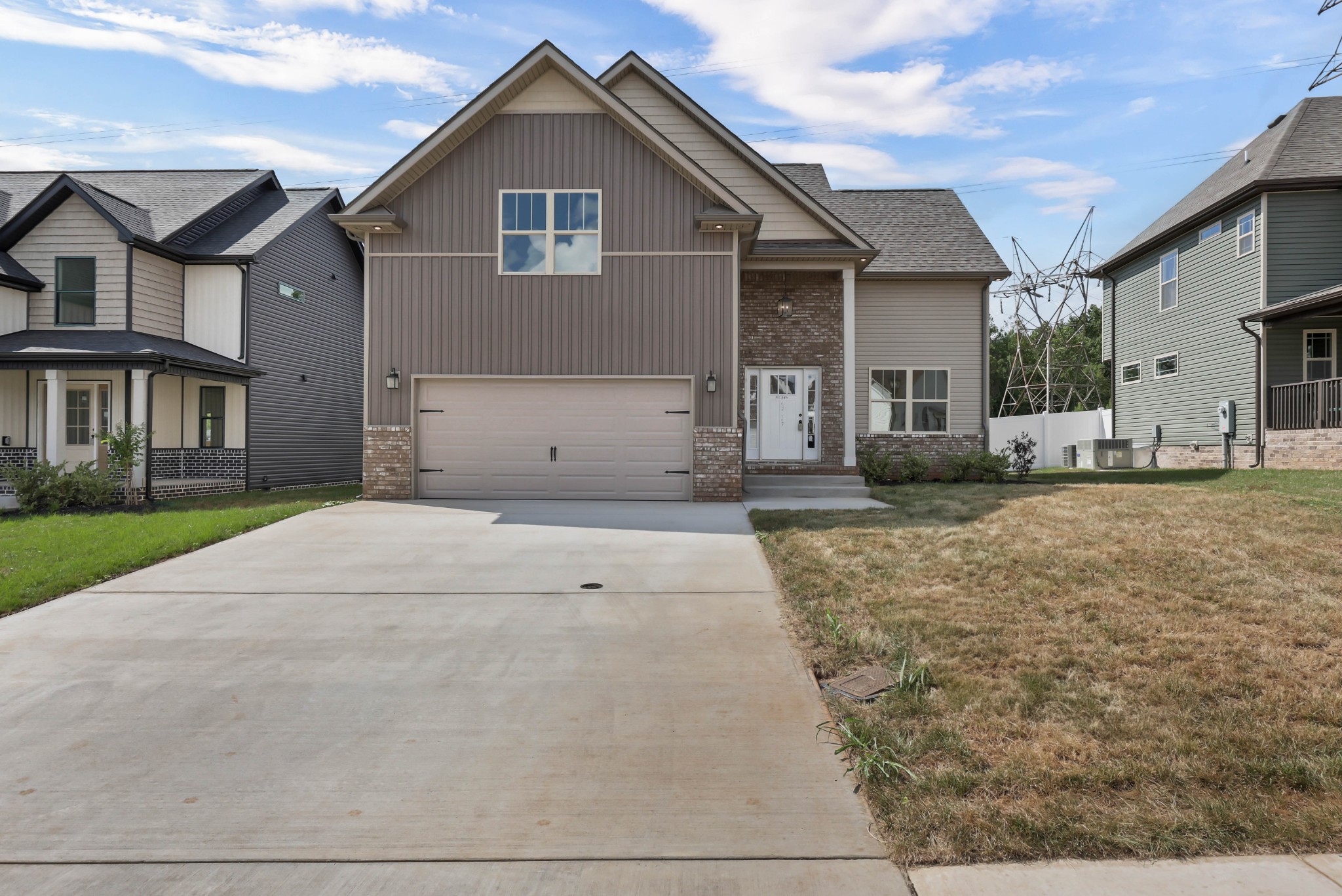 1737 Heritage Dr Property Photo