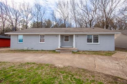 69 Carolane Dr Property Photo 1