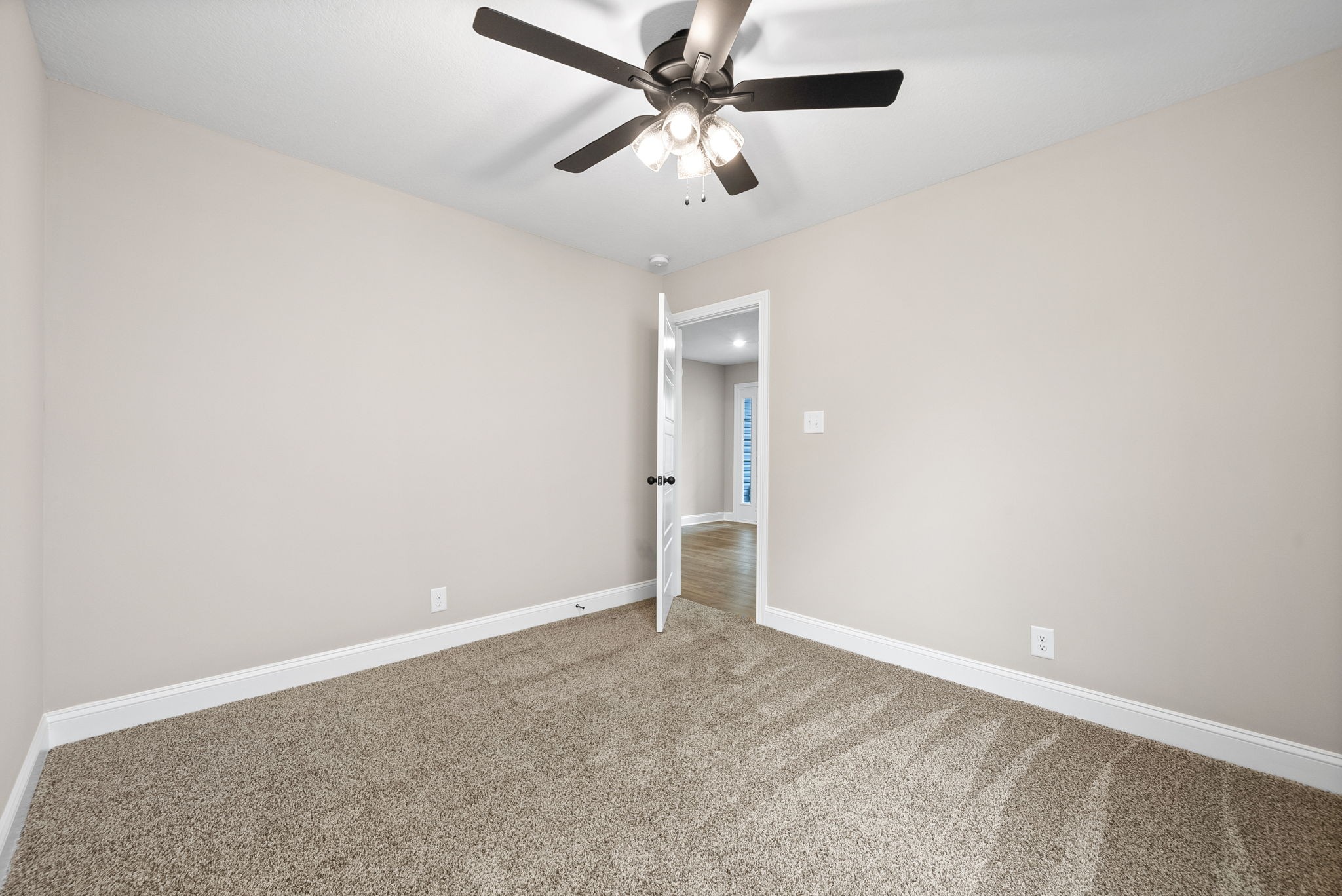 125 Anderson Place Property Photo 17