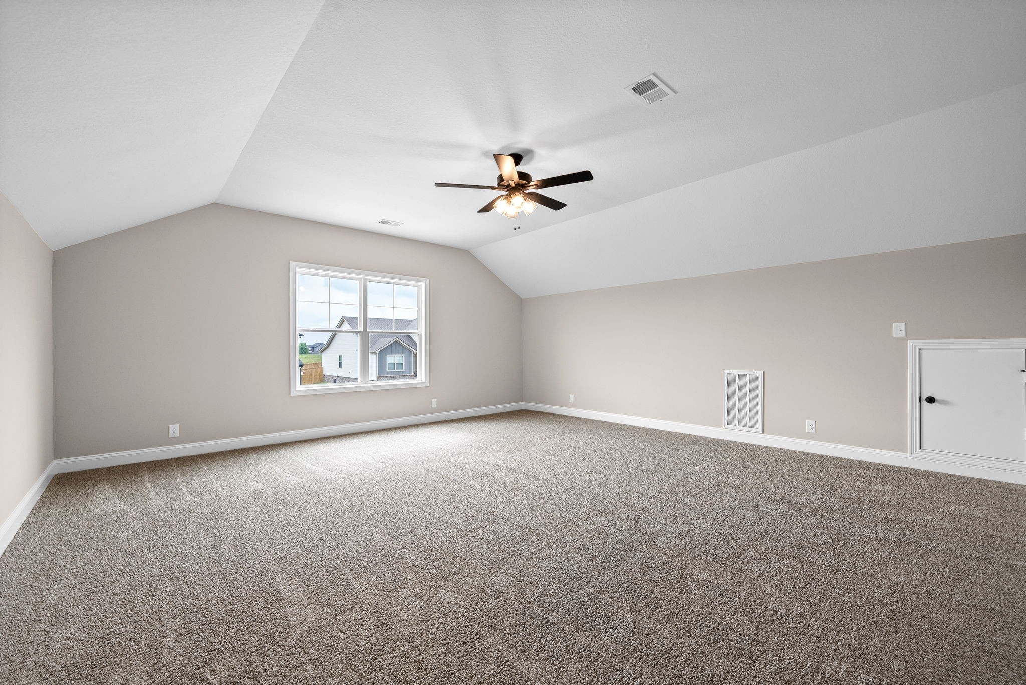 125 Anderson Place Property Photo 26