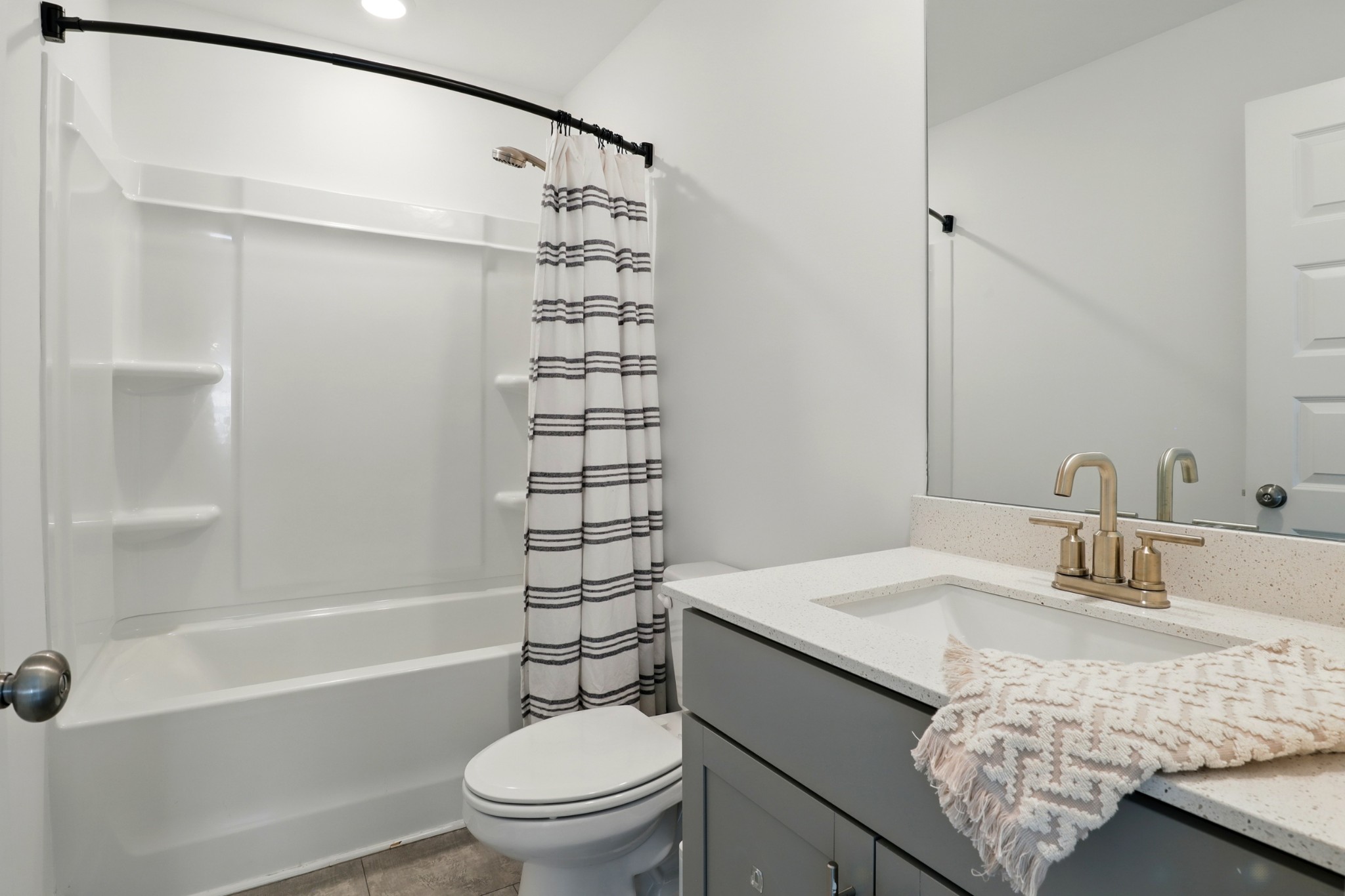 836 Ewell Farm Dr Property Photo 26