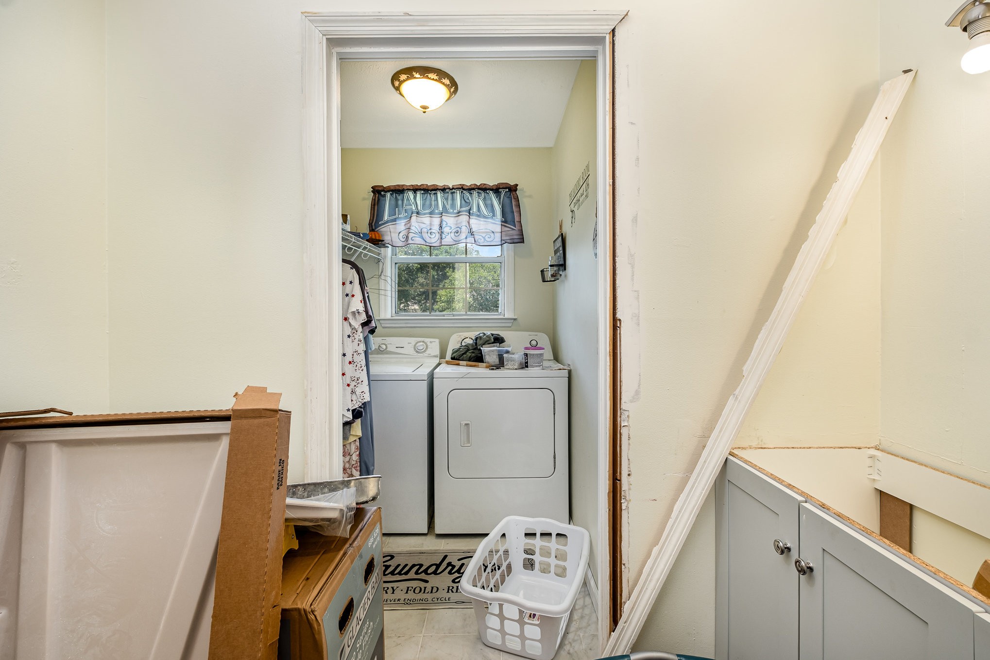 124 Gale Ln Property Photo 13