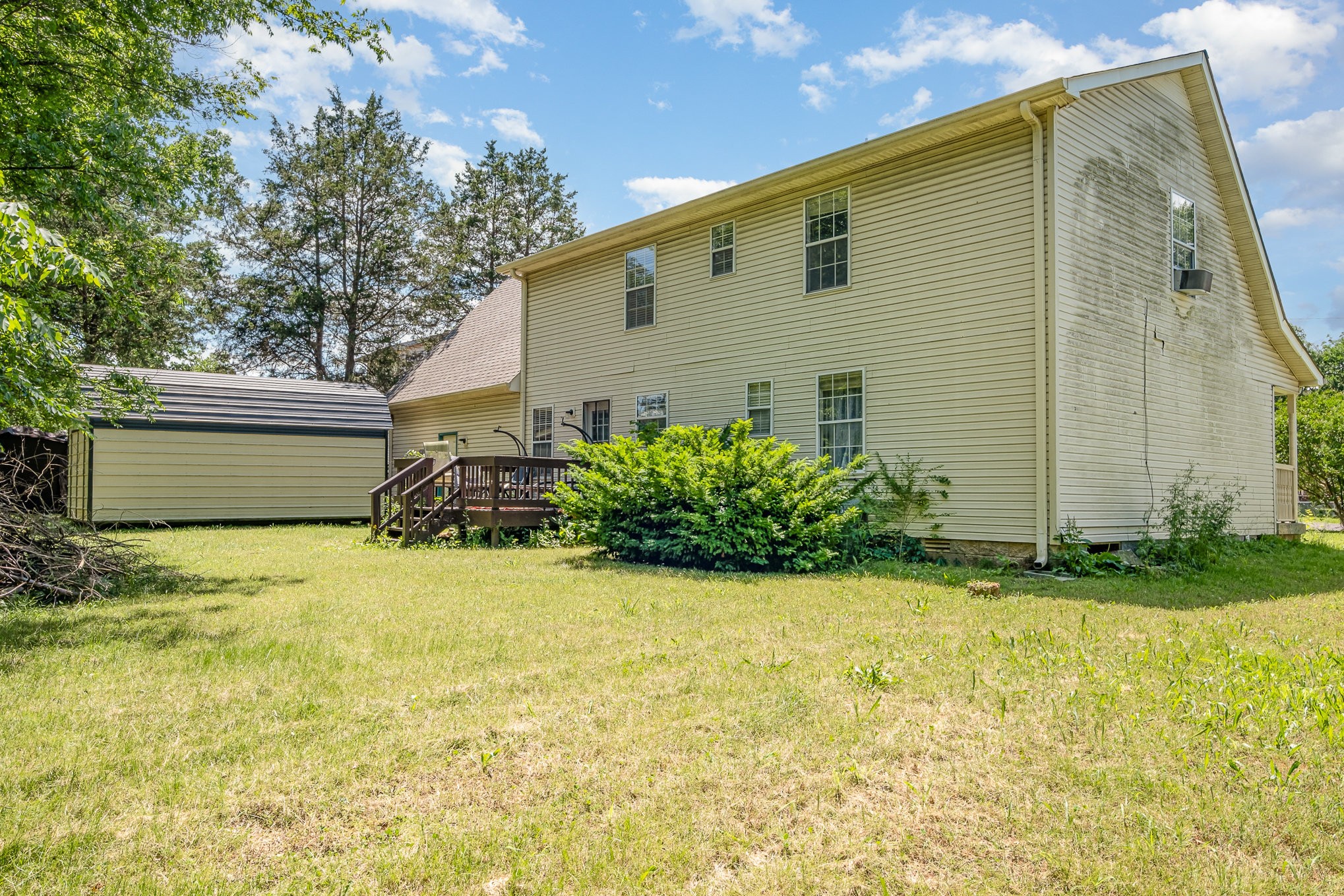 124 Gale Ln Property Photo 27