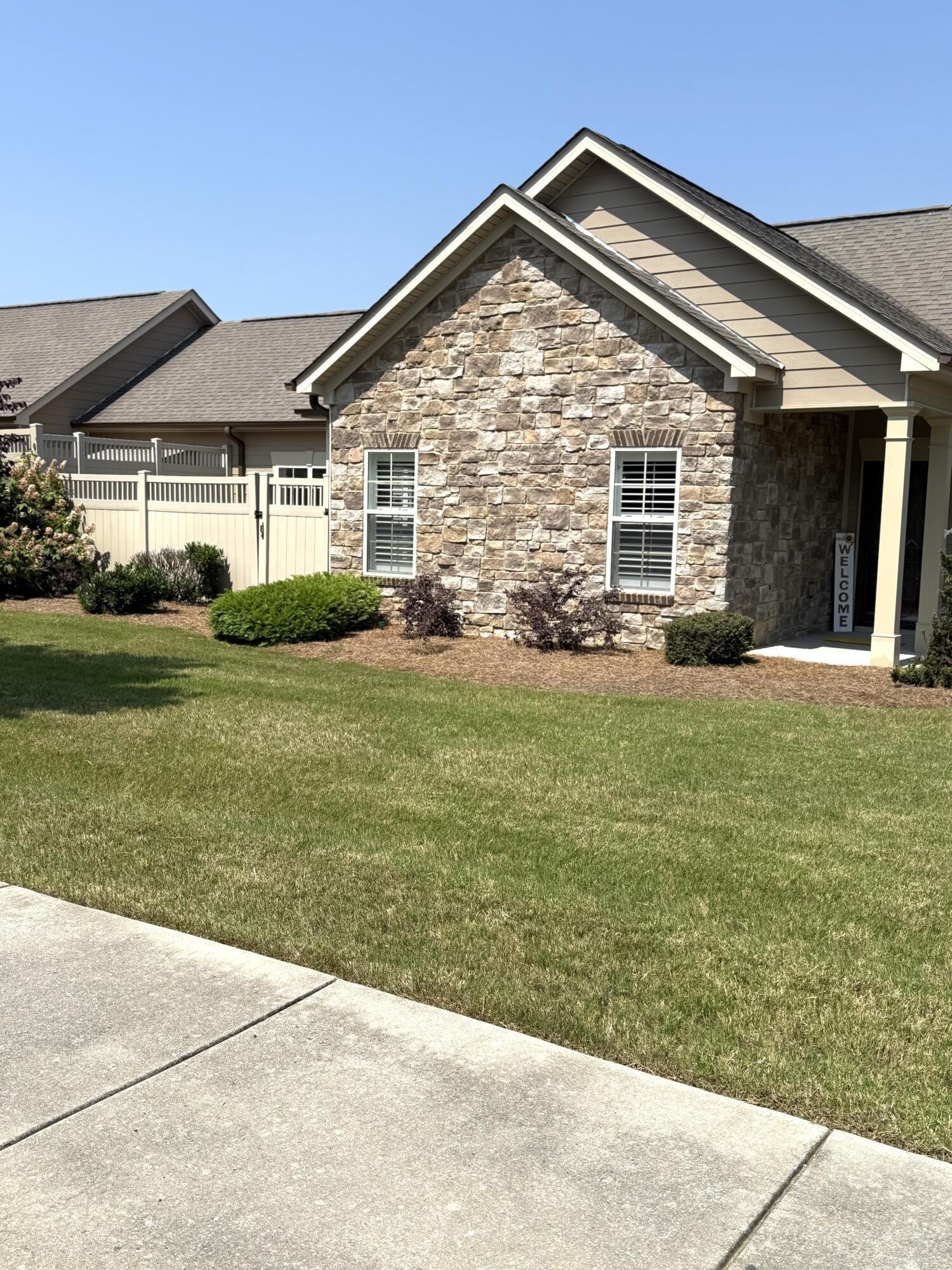 1428 Sedgefield Drive Property Photo 7