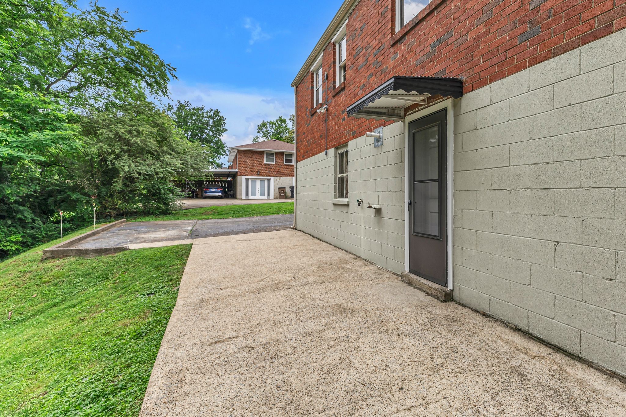 553 Brewer Dr Property Photo 28