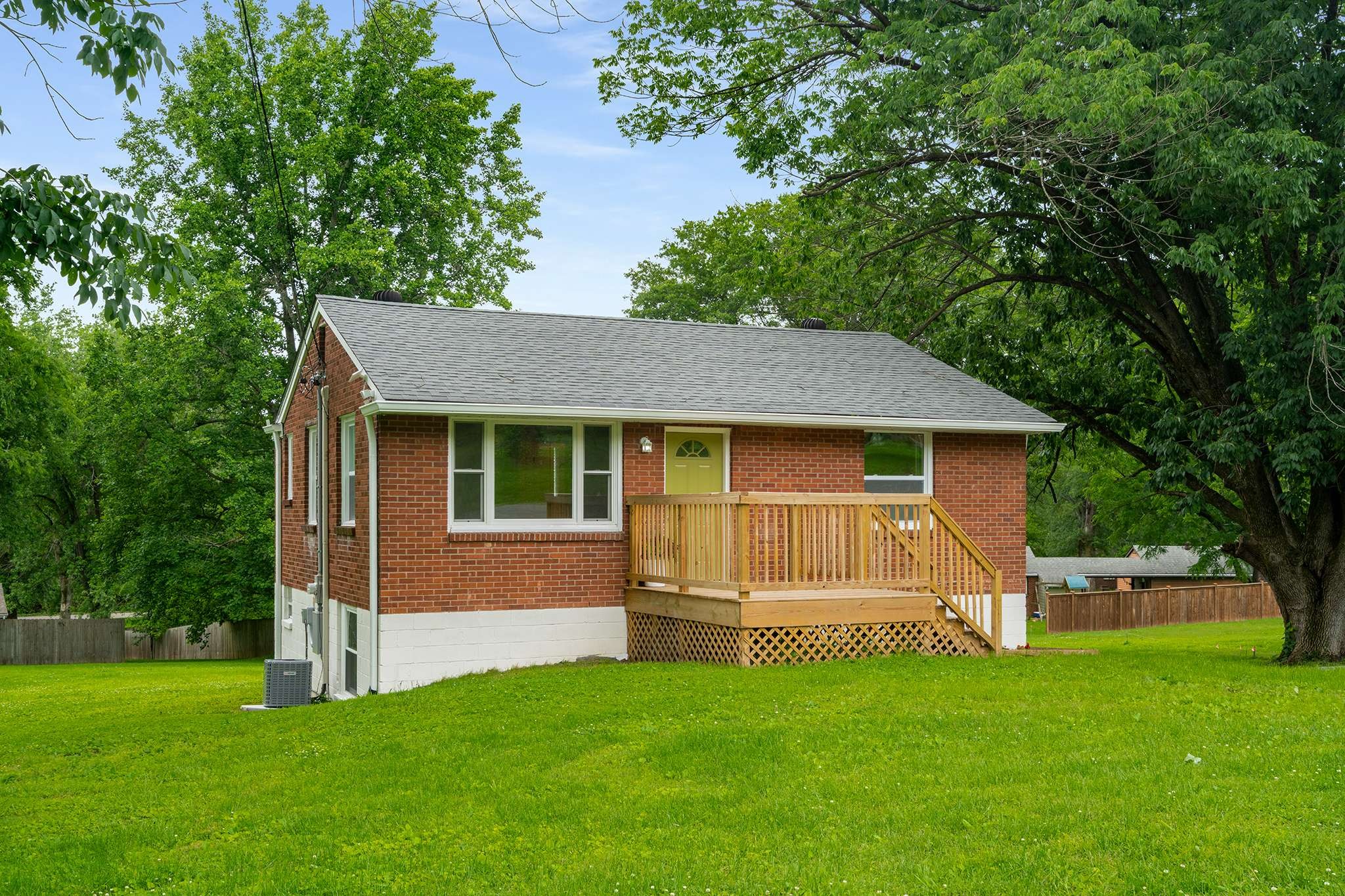 2607 Mashburn Ct Property Photo 1