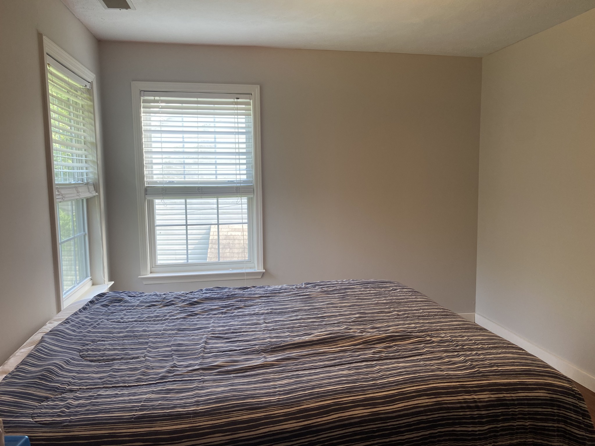 3373 Milbridge Dr Property Photo 44
