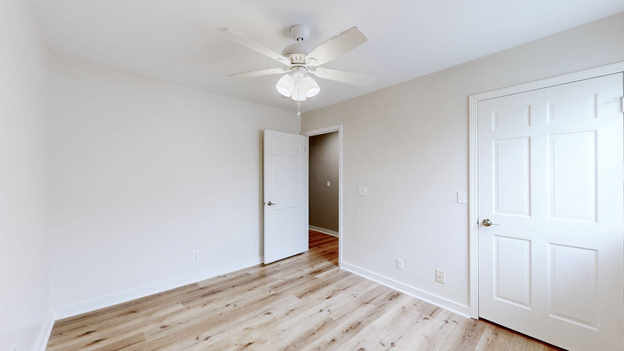 1002 E Northfield Blvd Property Photo 21