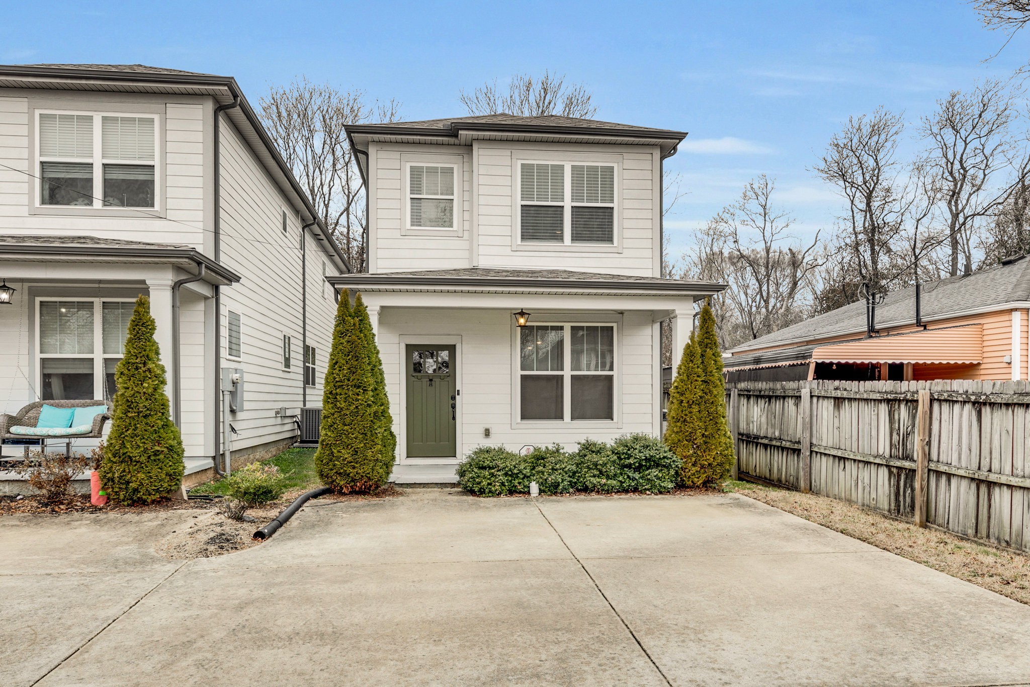 2217 Sadler Ave Property Photo 1