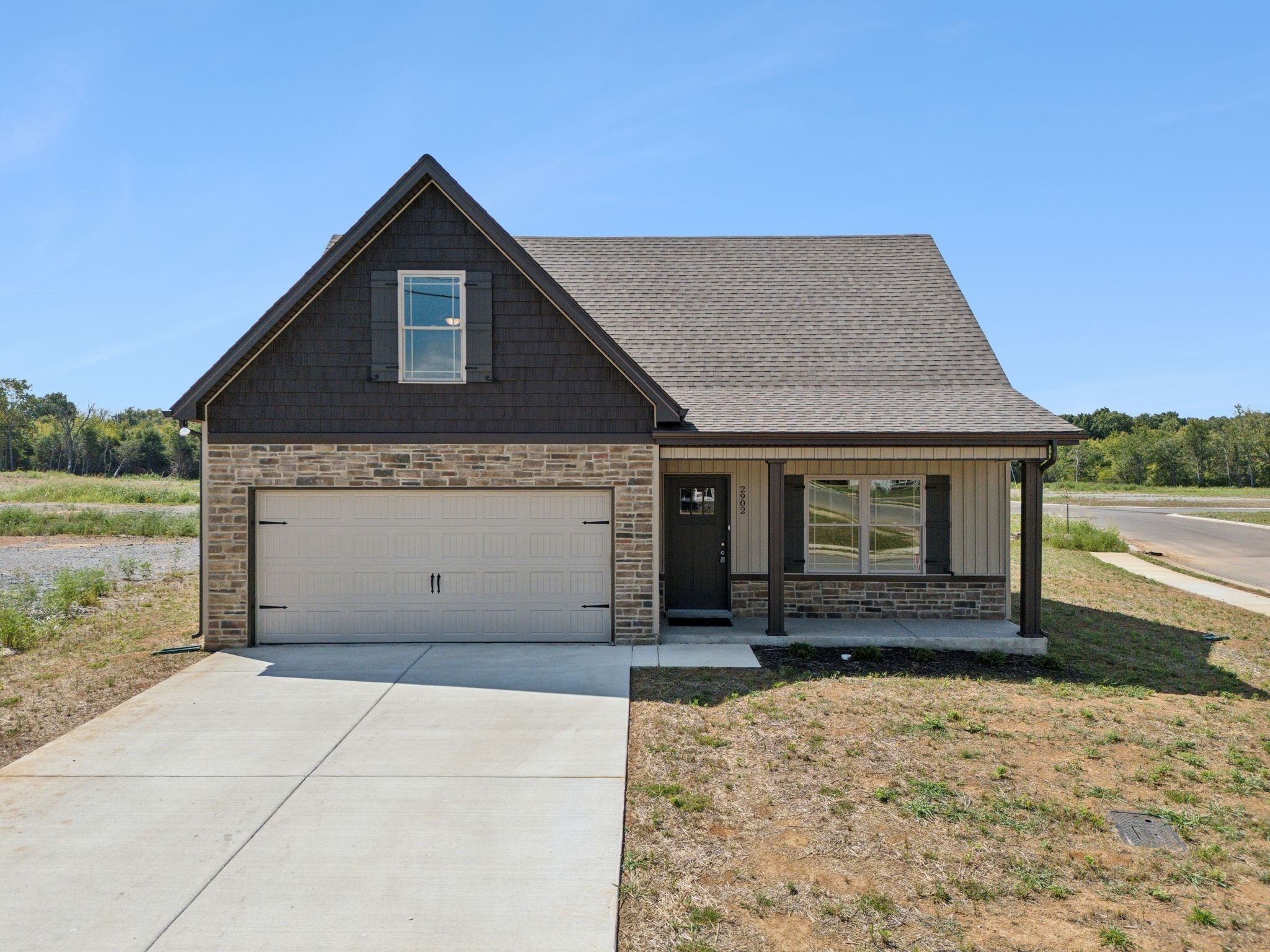 2902 Valley Farms Drive Property Photo 1