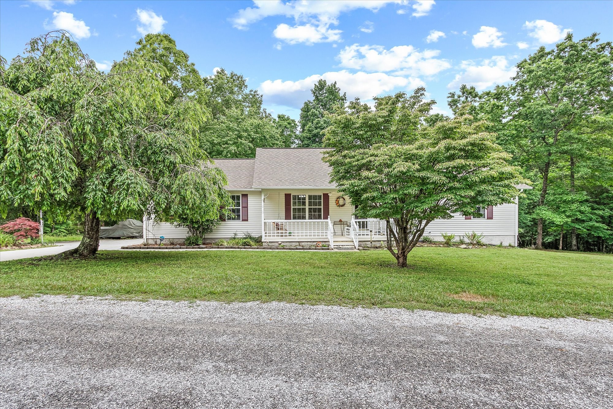 2008 Spruce Loop Property Photo 1