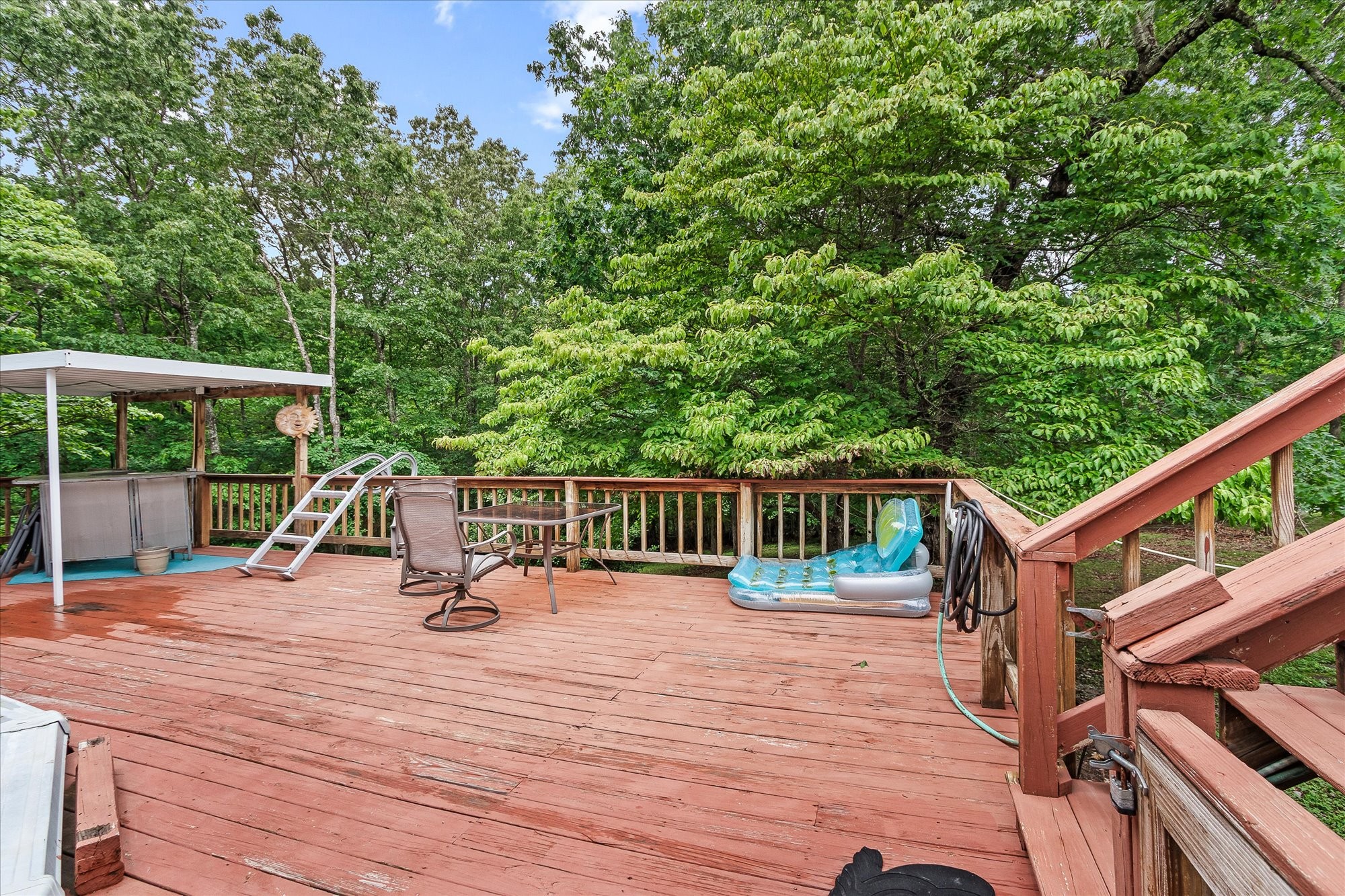2008 Spruce Loop Property Photo 3