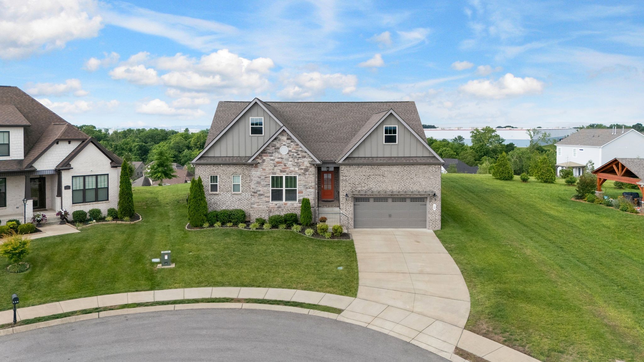 140 Split Rail Ln Property Photo 1