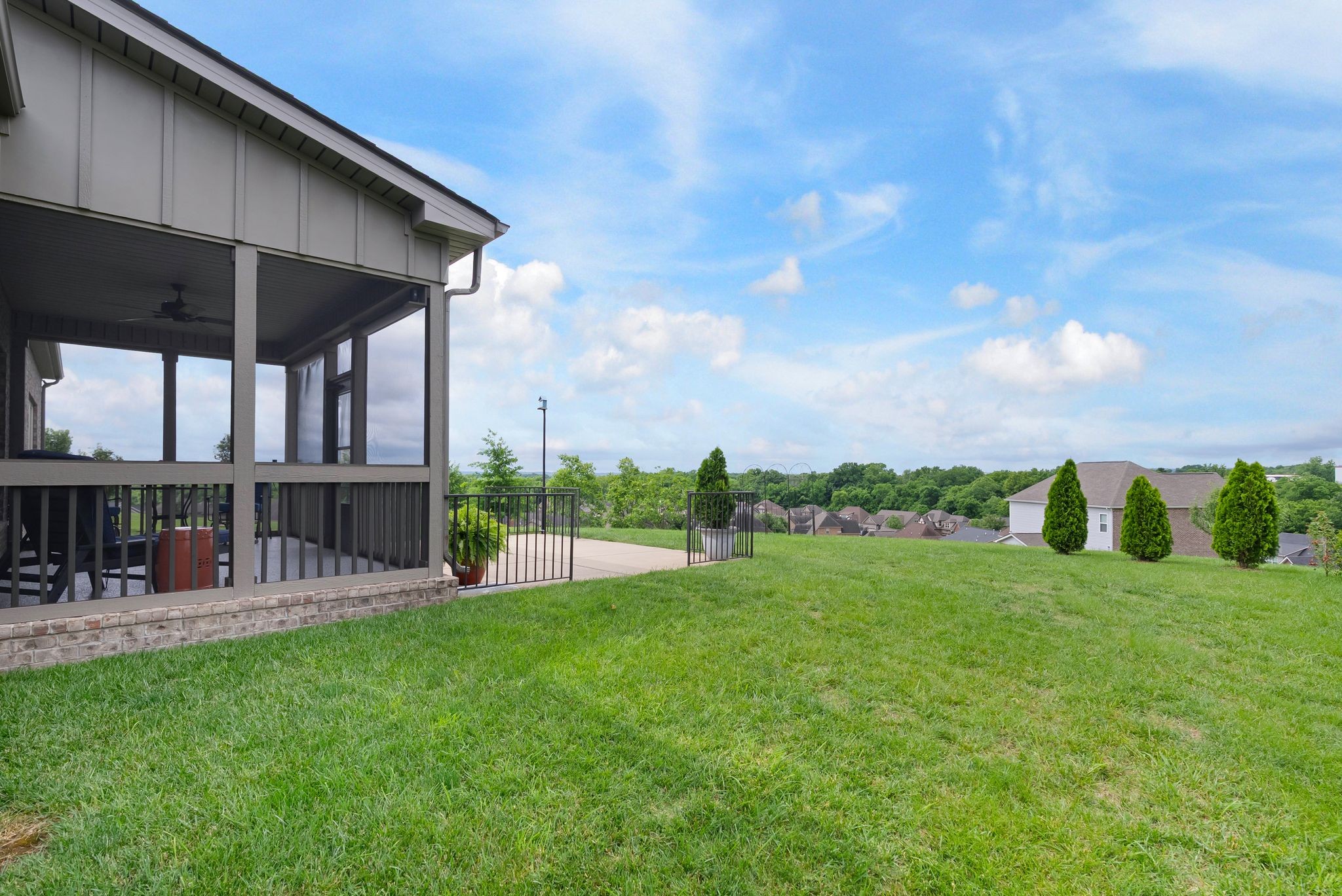 140 Split Rail Ln Property Photo 33