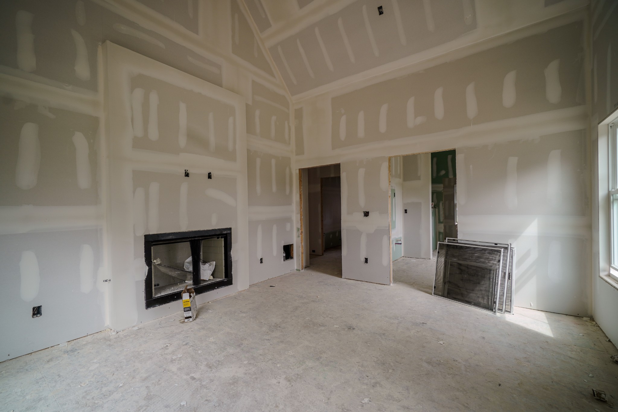 7039 Hall Rd Property Photo 10