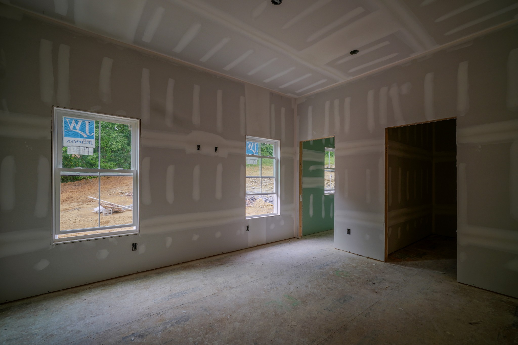 7039 Hall Rd Property Photo 13