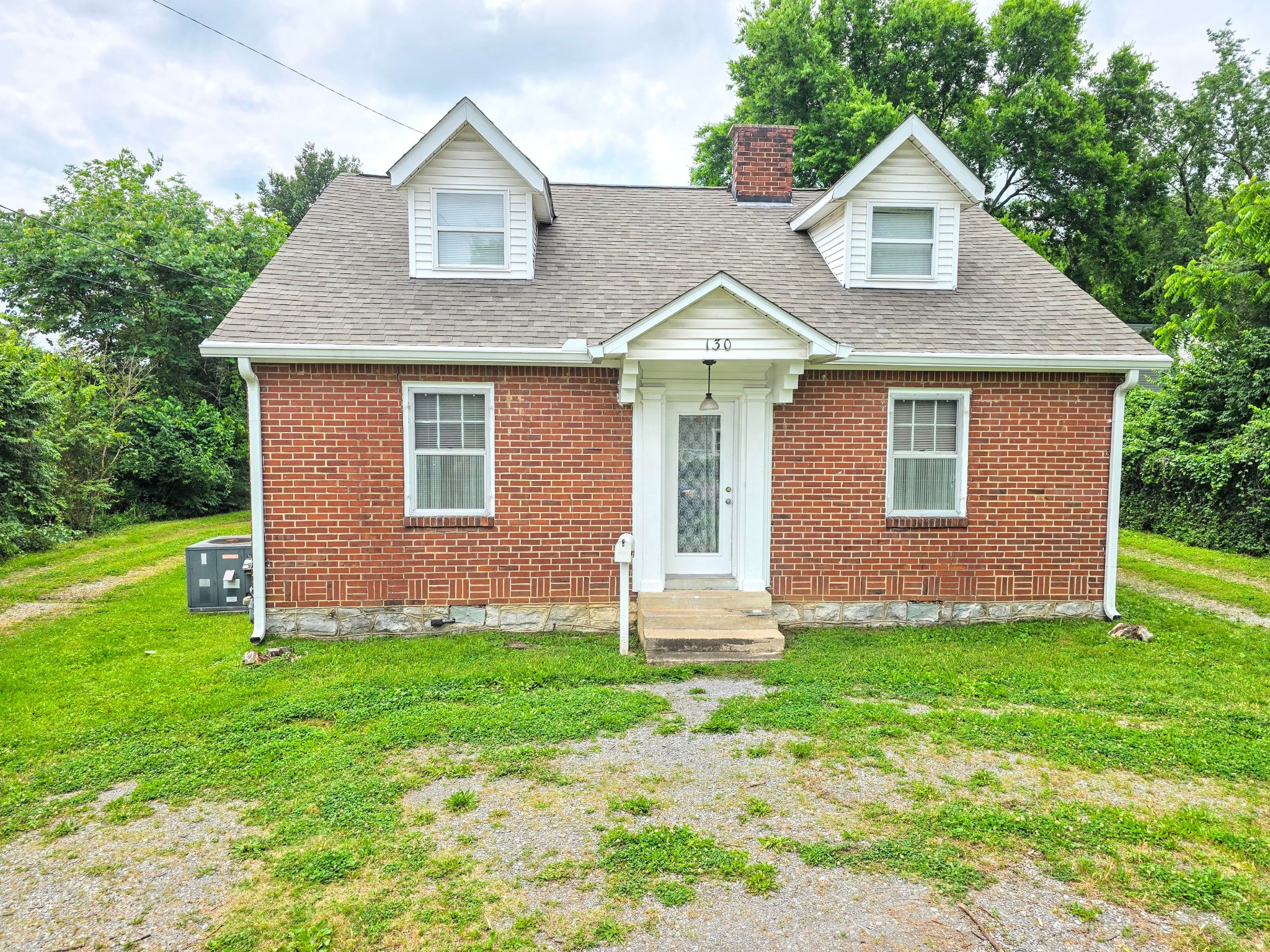 130 Walton Ferry Rd Property Photo 1