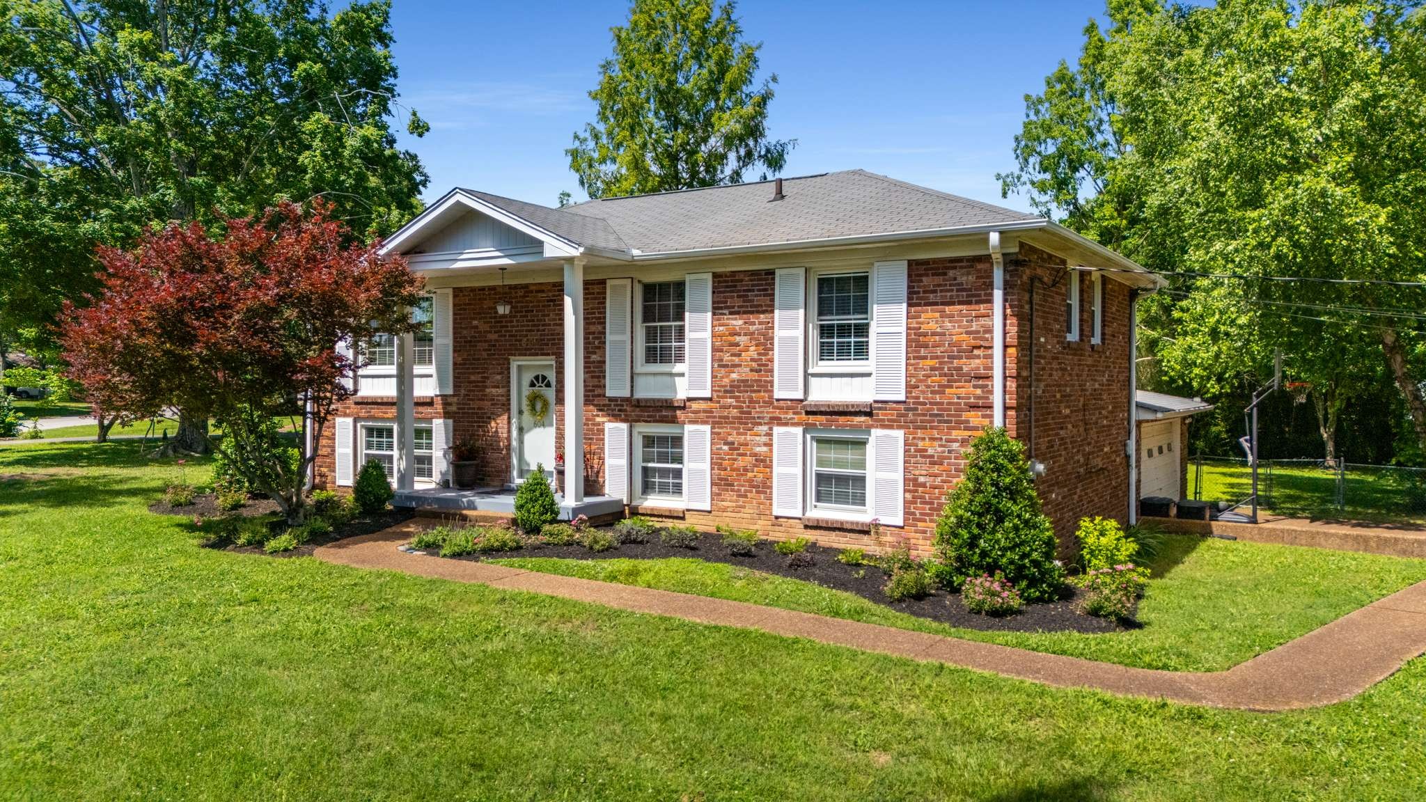 604 Meadowgreen Dr Property Photo 1