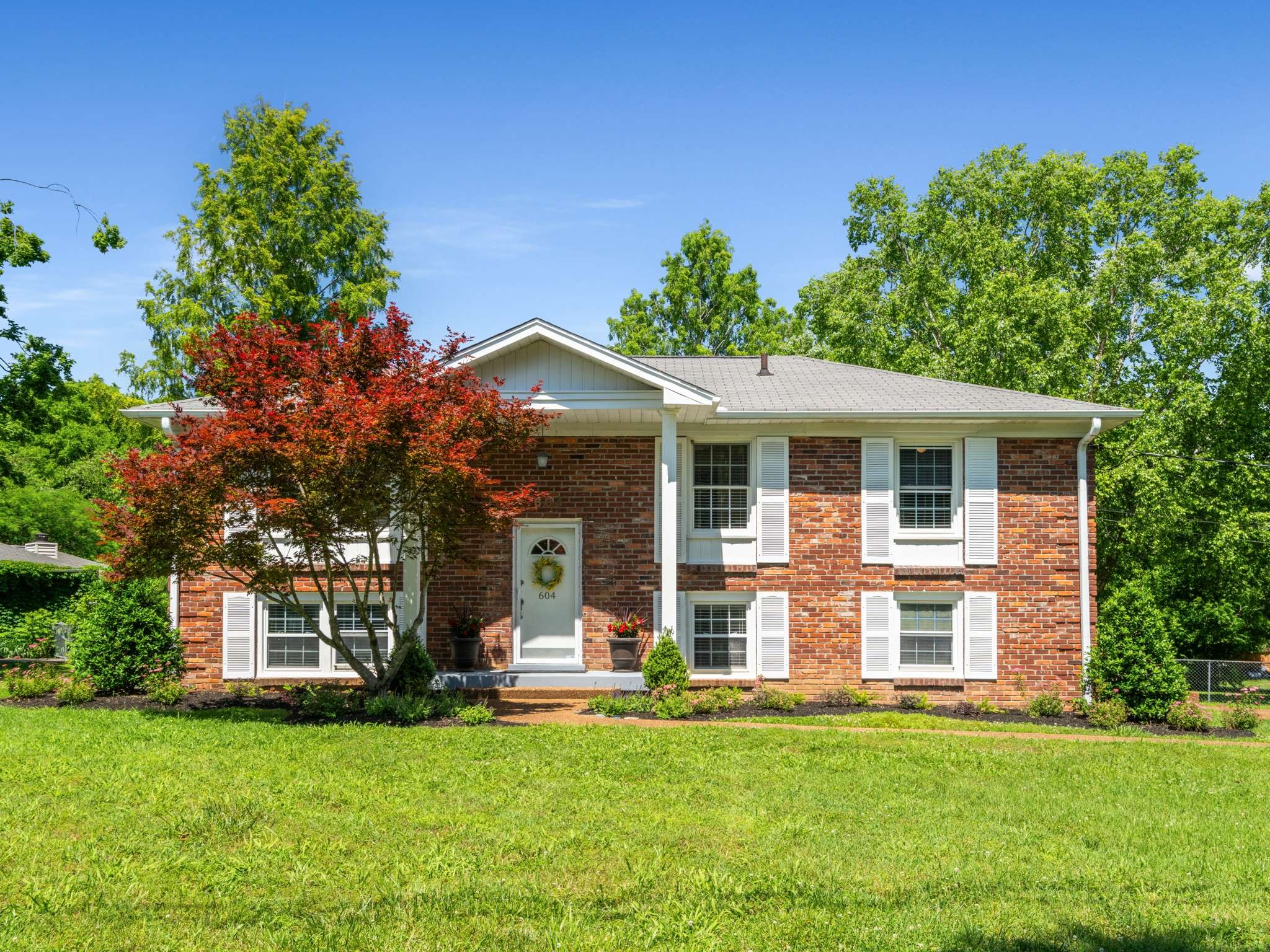 604 Meadowgreen Dr Property Photo 2