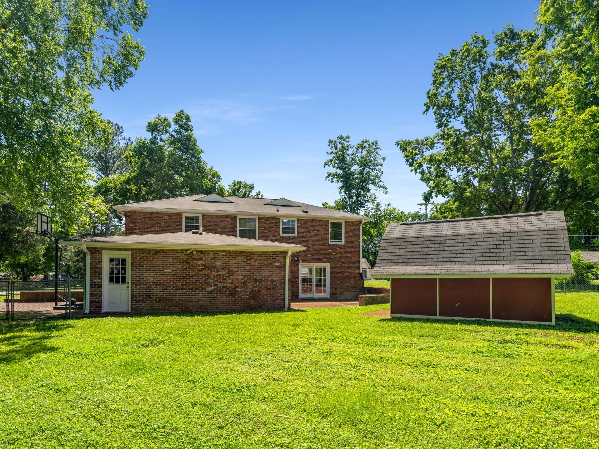 604 Meadowgreen Dr Property Photo 31