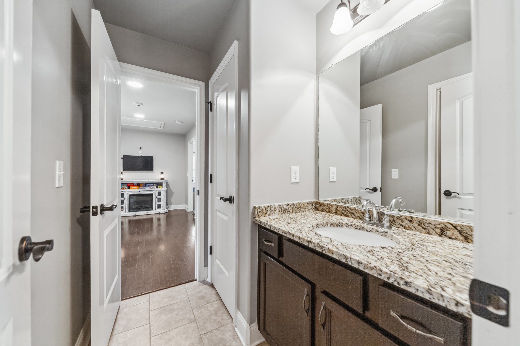 705 Rain Meadow Ct Property Photo 15
