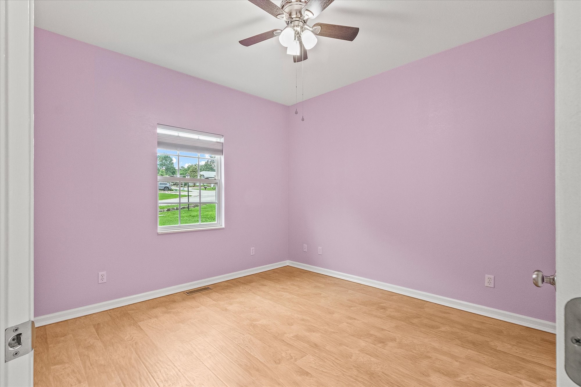 172 Hawthorn Loop Property Photo 3