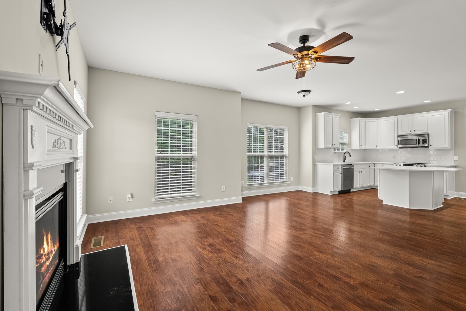 217 Karen Dr Property Photo 16
