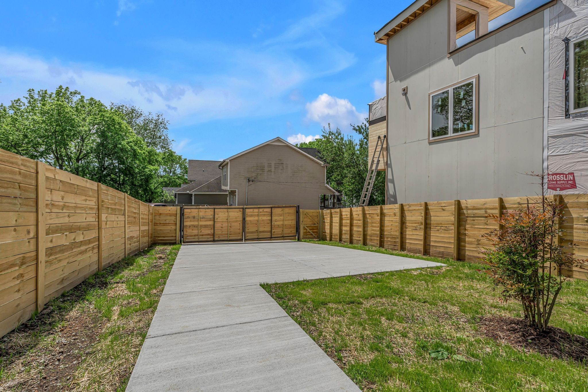 145 Fain St Property Photo 39