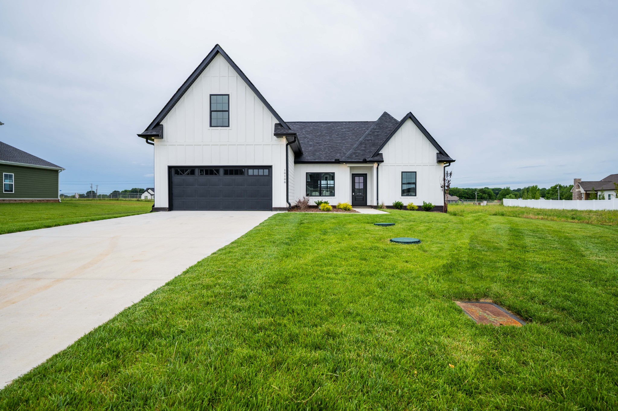 10108 Whitehorn Ln Property Photo 1