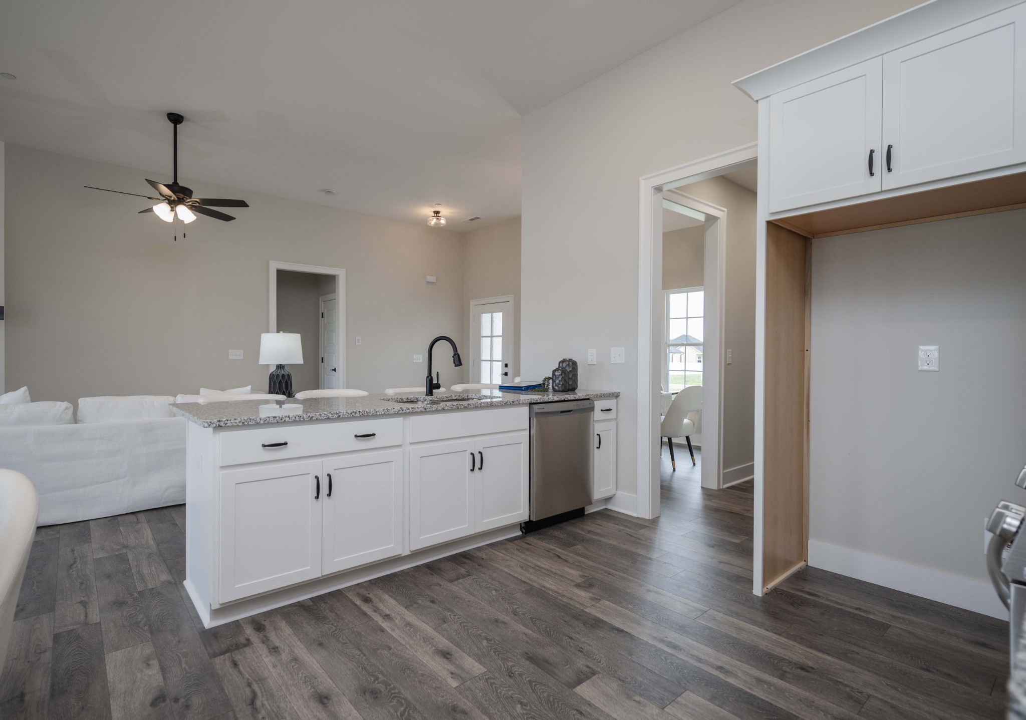 10108 Whitehorn Ln Property Photo 14