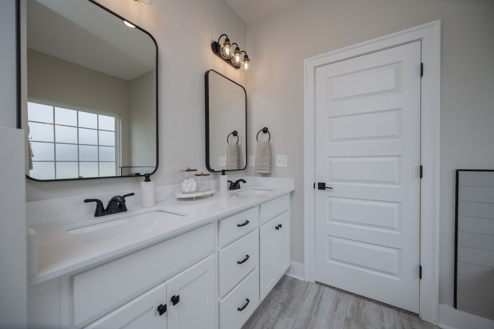 10108 Whitehorn Ln Property Photo 22