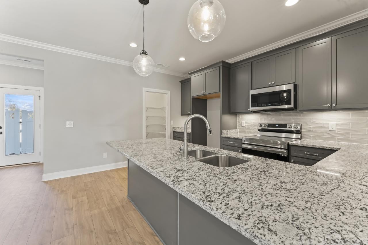2134 Gracie Bug Loop Property Photo 15