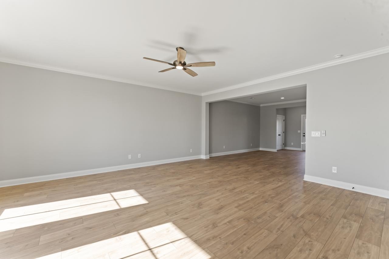 2124 Gracie Bug Loop Property Photo 12