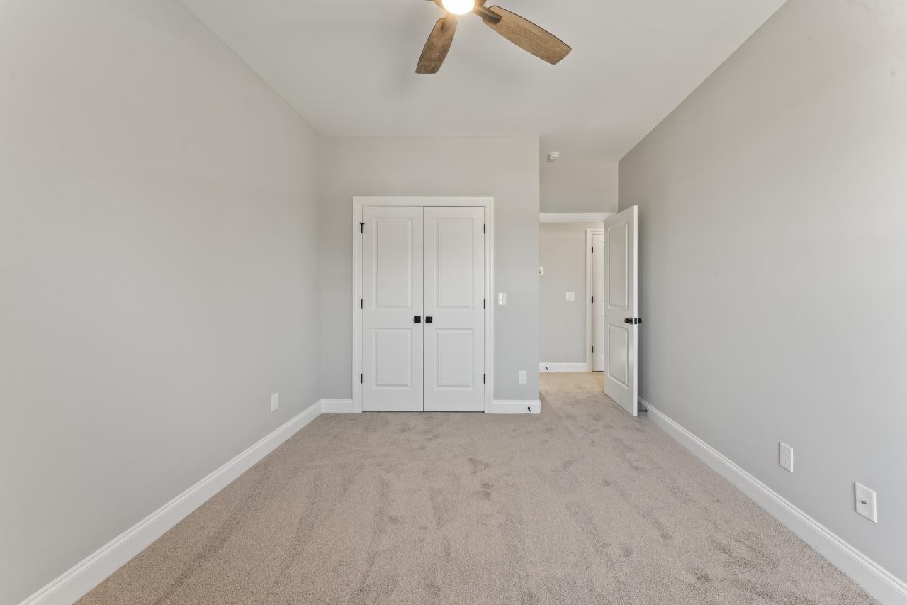 2124 Gracie Bug Loop Property Photo 20