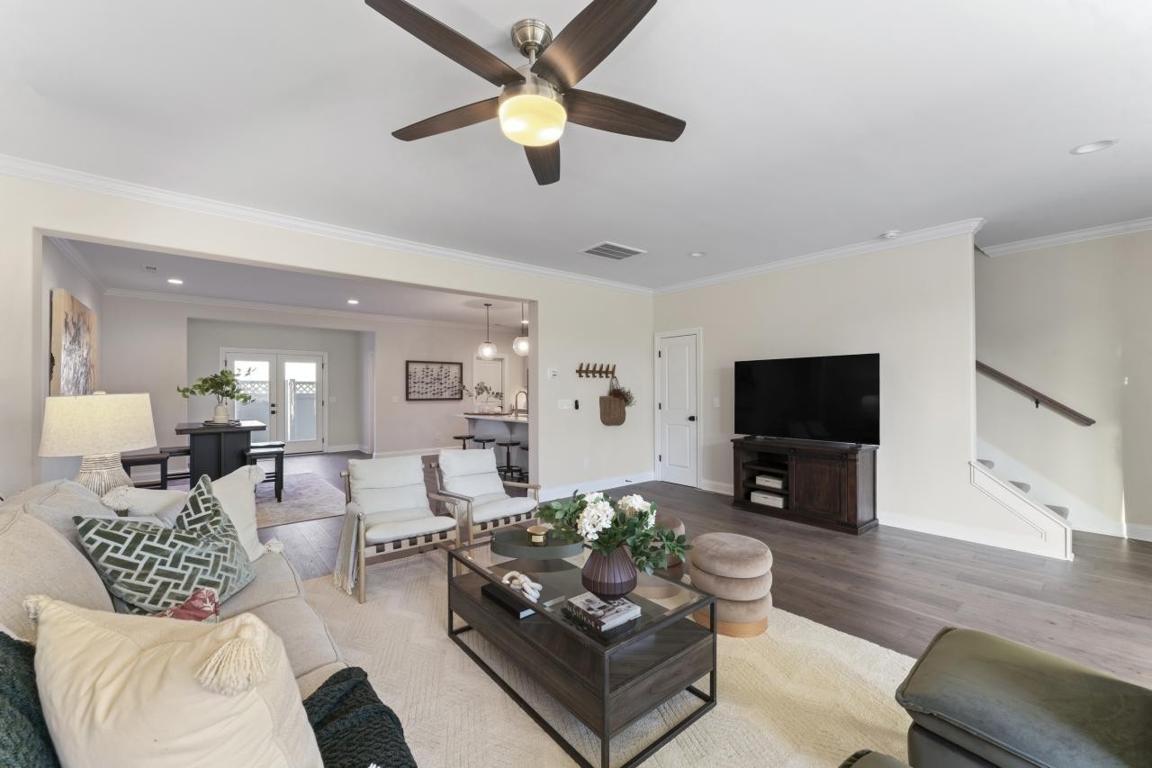 2130 Gracie Bug Loop Property Photo 5