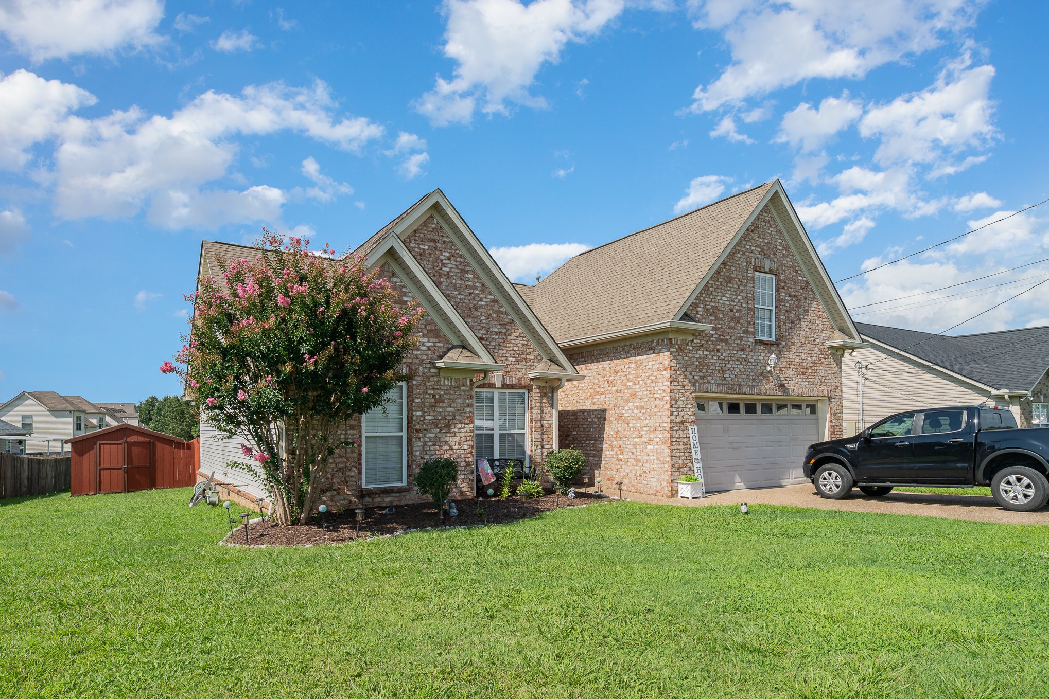 409 Princeton Dr Property Photo 1