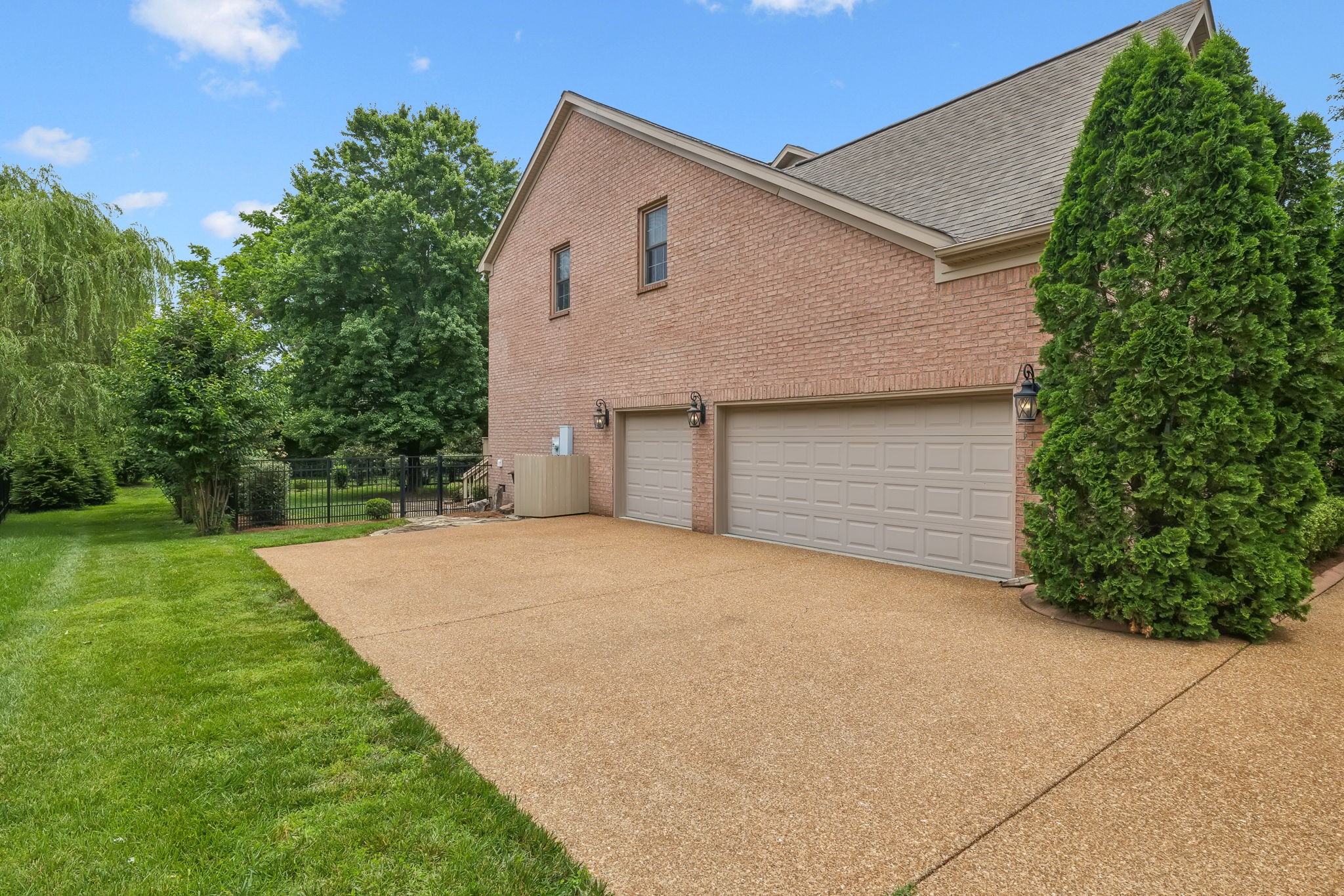 625 Ploughmans Bend Dr Property Photo 49