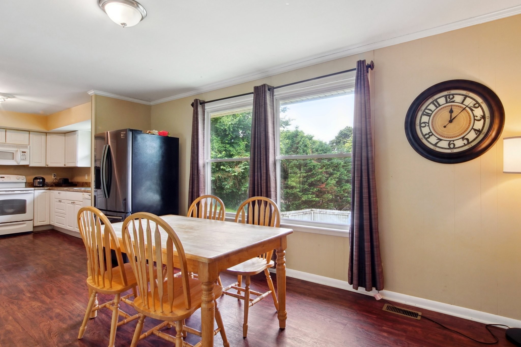 121 Teelia Dr Property Photo 9