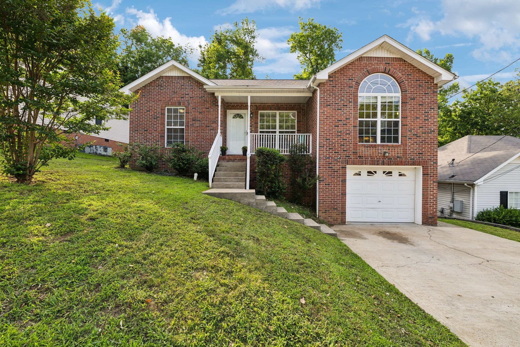 117 Township Ct Property Photo 1