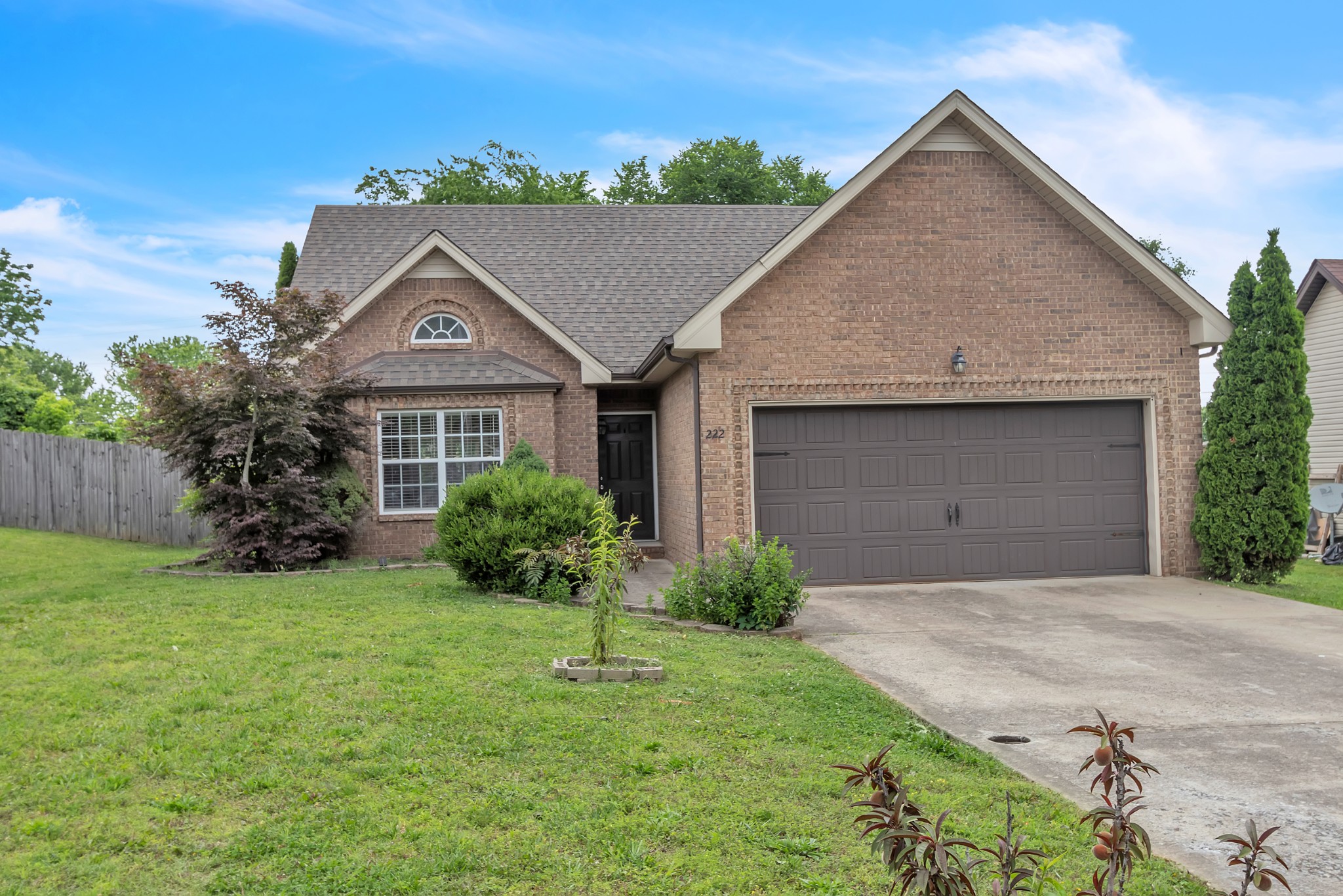 222 Dale Ter Property Photo 1
