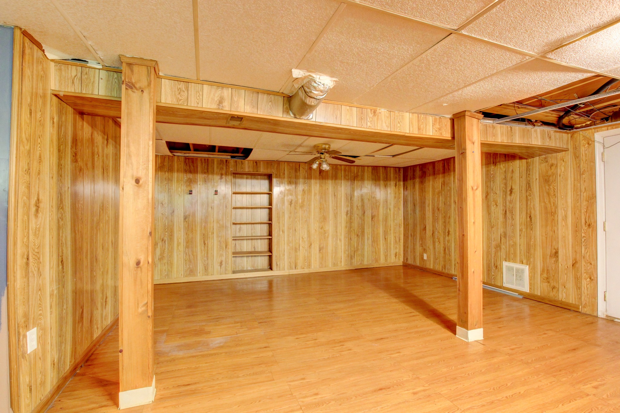 649 Chesterfield Cir Property Photo 10