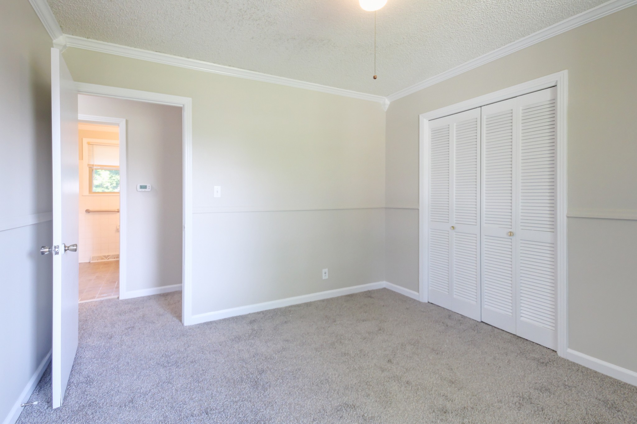 649 Chesterfield Cir Property Photo 13