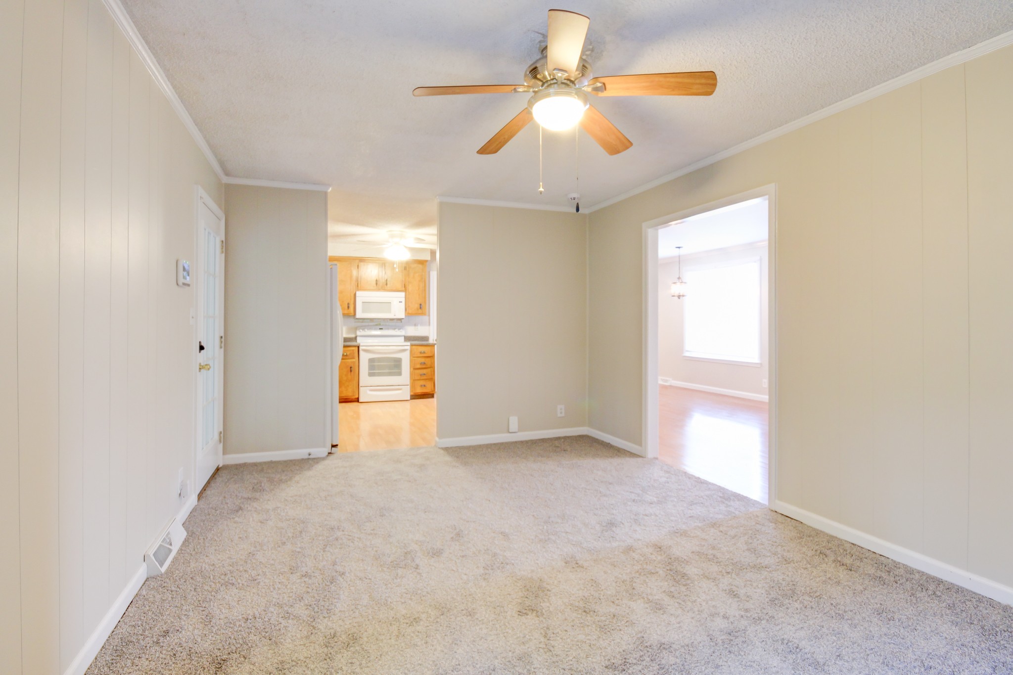 649 Chesterfield Cir Property Photo 19