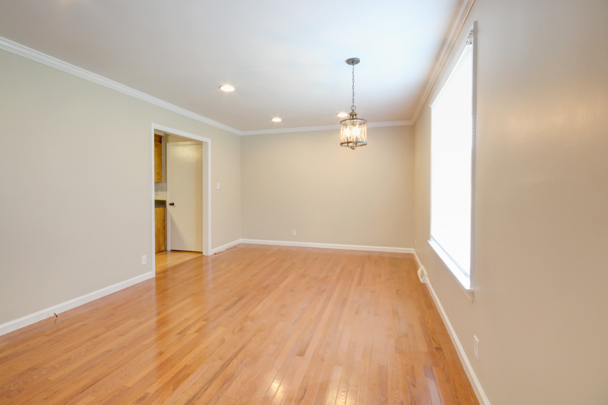 649 Chesterfield Cir Property Photo 24
