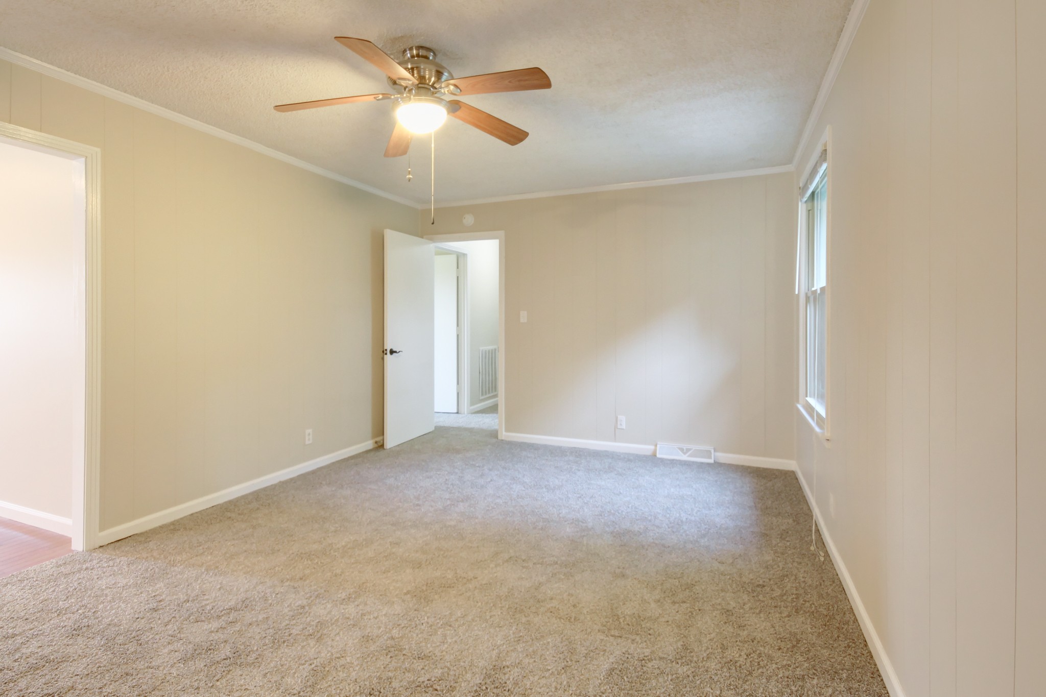 649 Chesterfield Cir Property Photo 25