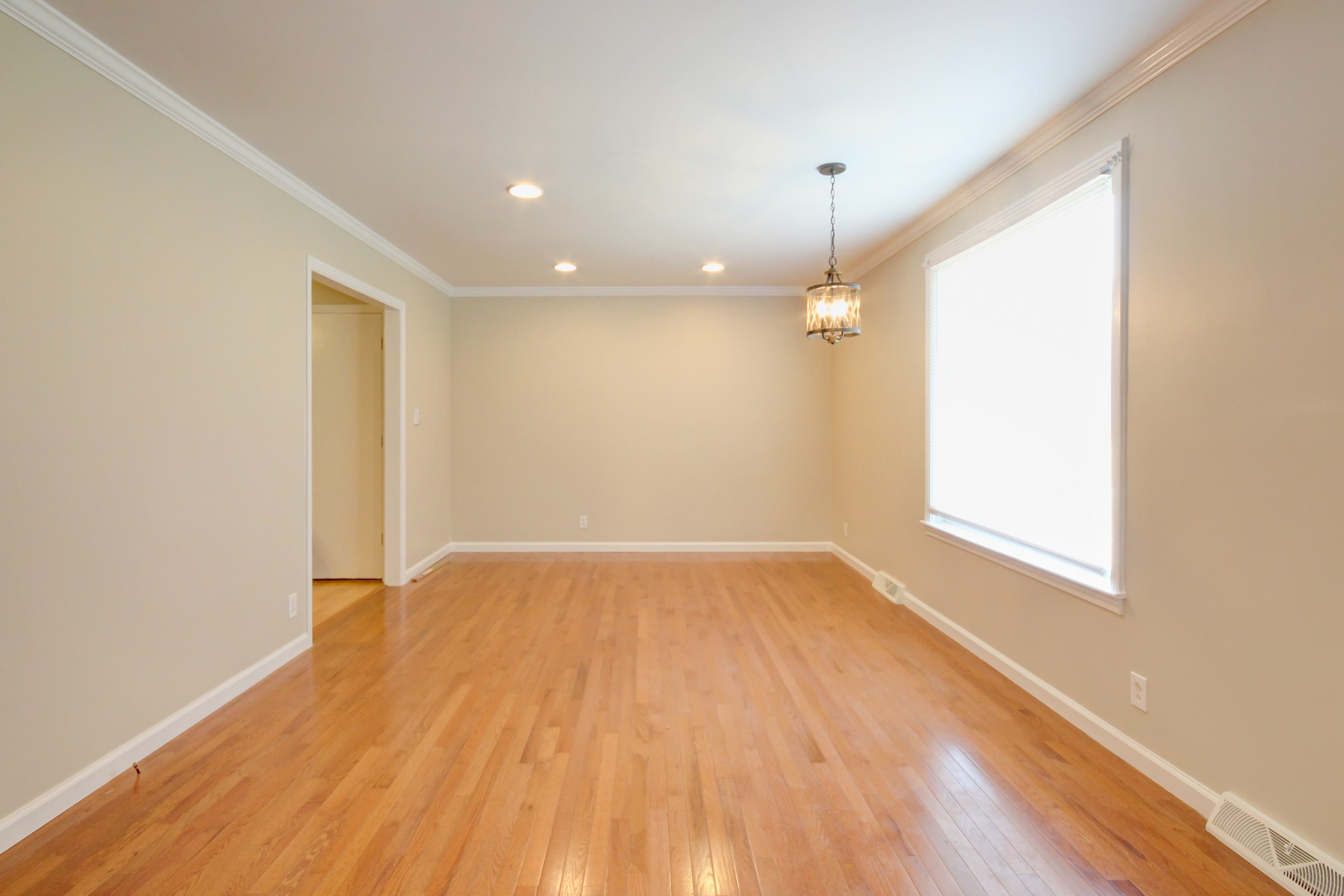 649 Chesterfield Cir Property Photo 27