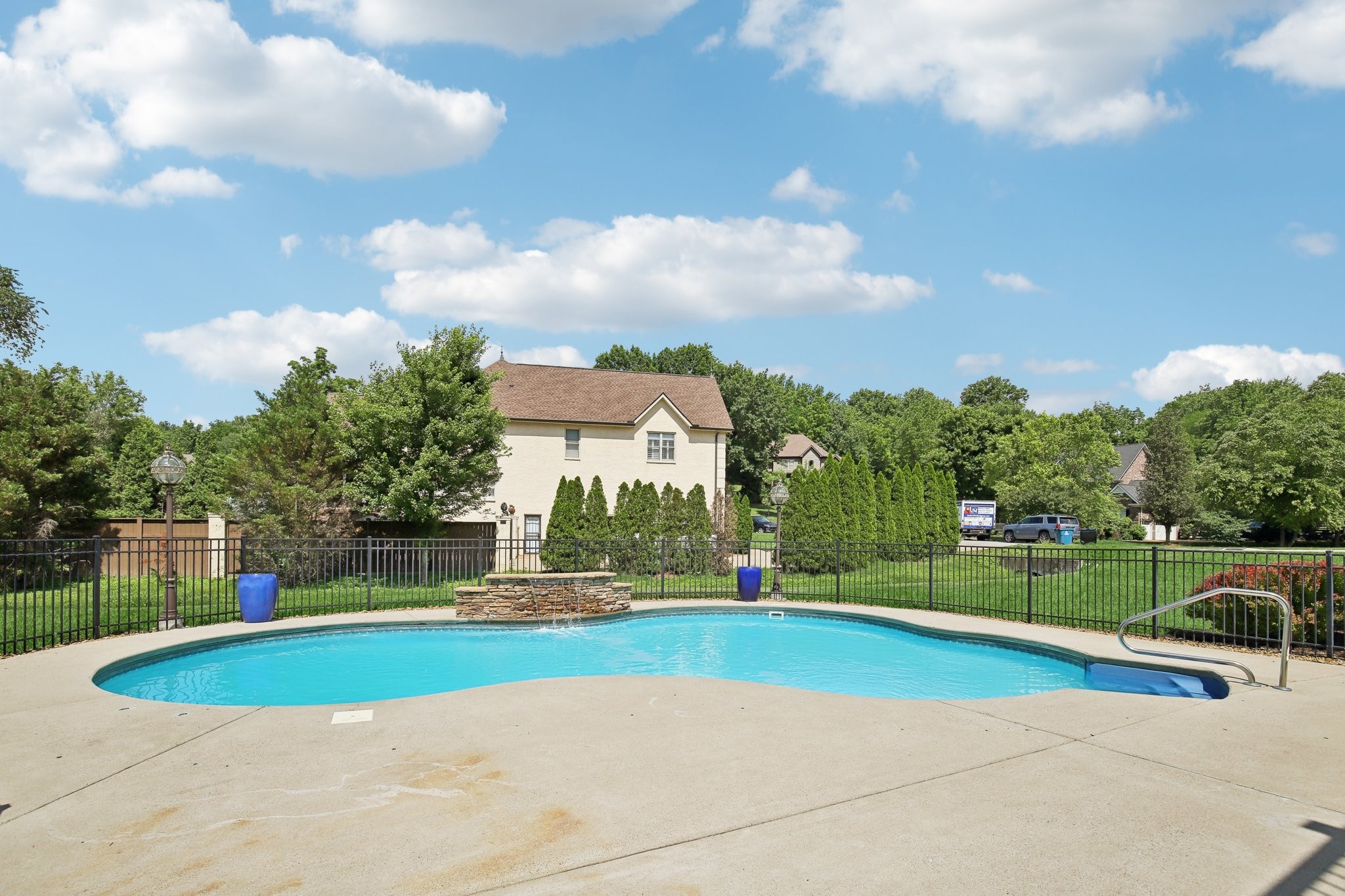 329 Windhaven Bay Property Photo 92